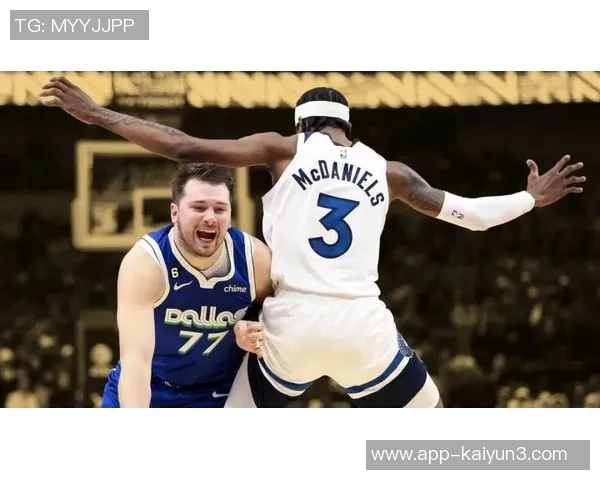 稳定发挥麦克丹尼尔斯半场高效表现助球队争胜