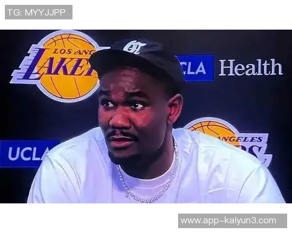 艾顿谈比赛气氛：我们展现出极强的侵略性裁判有效控制了局势