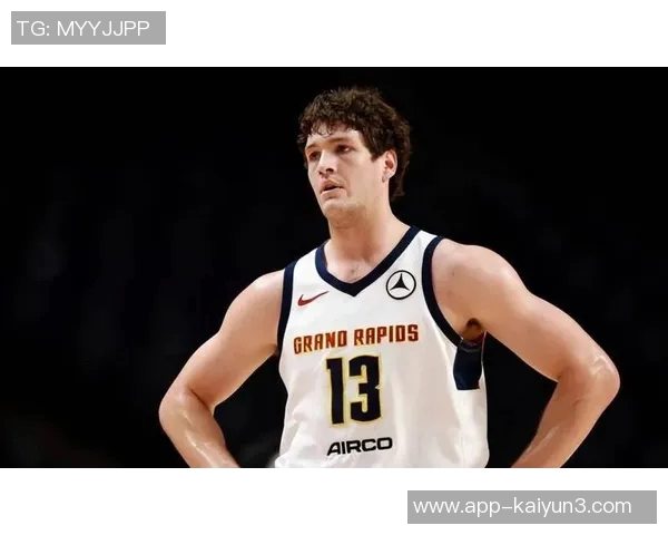 PJ霍尔谈客场胜利心情激动期待主场表现再创佳绩