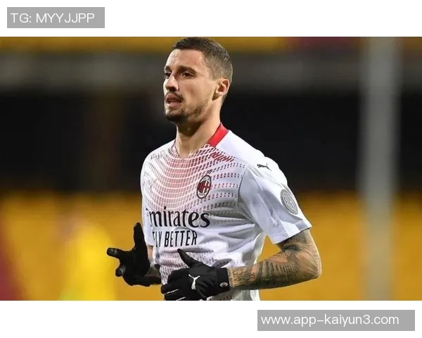 意大利媒体报道费内巴切关注埃斯波西托与斯卡马卡引援计划